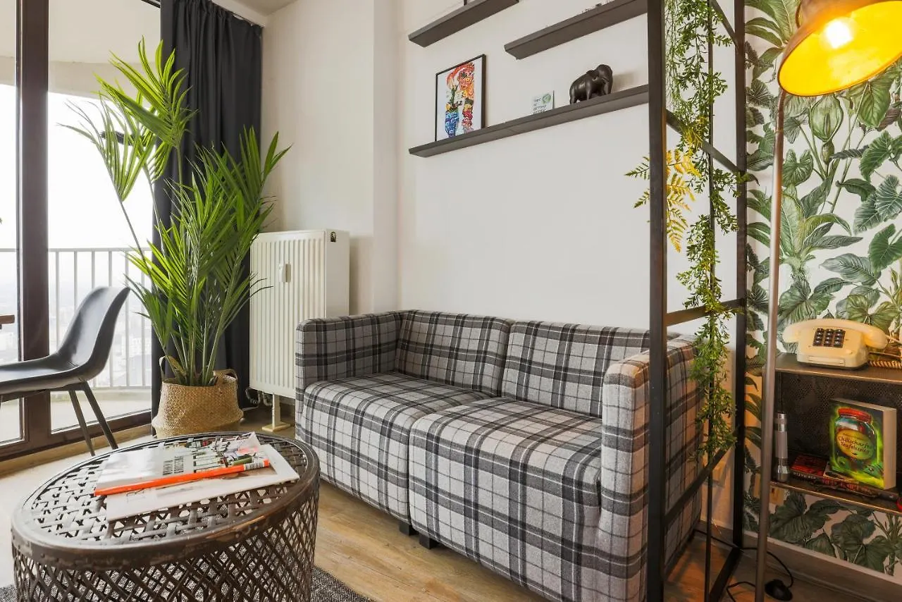 Bright - Stunning City View & Tropical Vibes - Studio Apartment Augsburg 0*,  Deutschland